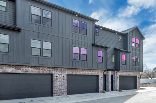 7613 300, Midvale, UT, 84047-2722 | Card Image