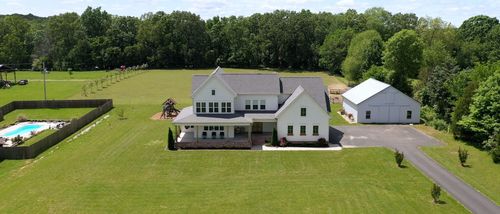 548 Buddy Rd, Burns, TN, 37029-5003 | Card Image