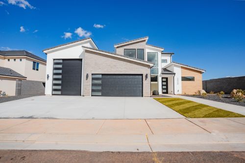 4808 W 2020 S, Hurricane, UT, 84737-5043 | Card Image