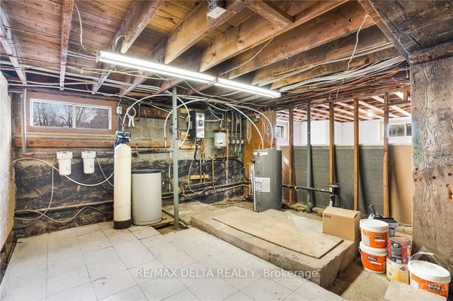 1015 Labrosse St, House other with 5 bedrooms, 2 bathrooms and 8 parking in Saint Eugene ON | Image 27