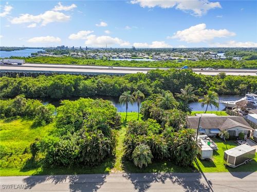 103 Schneider Dr, FORT MYERS, FL, 33905-2711 | Card Image