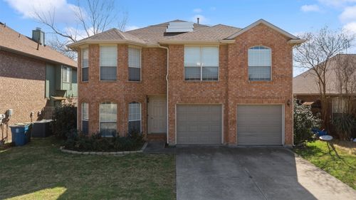 1124 Breezewood Dr, Lewisville, TX, 75077-2937 | Card Image