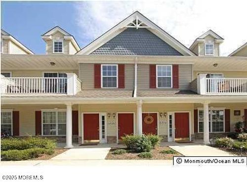 60 Oxford Ct, Englishtown, NJ, 07726-1571 | Card Image