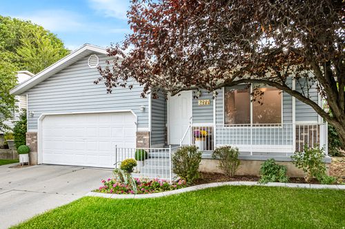 8277 S 560 E, Sandy, UT, 84070-0471 | Card Image