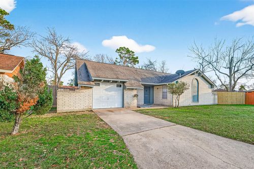 9302 Eblen, Houston, TX, 77040 | Card Image