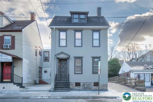 16 E Union Boulevard, Bethlehem City, PA, 18018 | Card Image