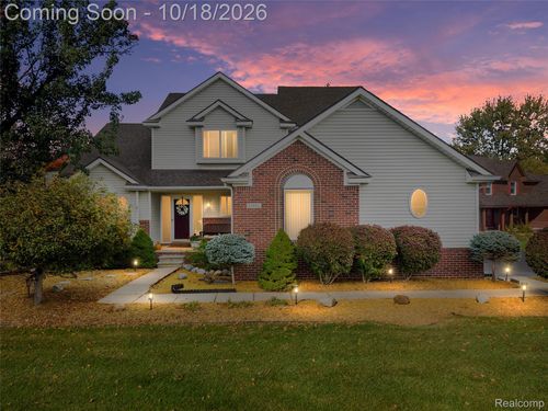 13552 Windmoor Dr, South Lyon, MI, 48178-8144 | Card Image