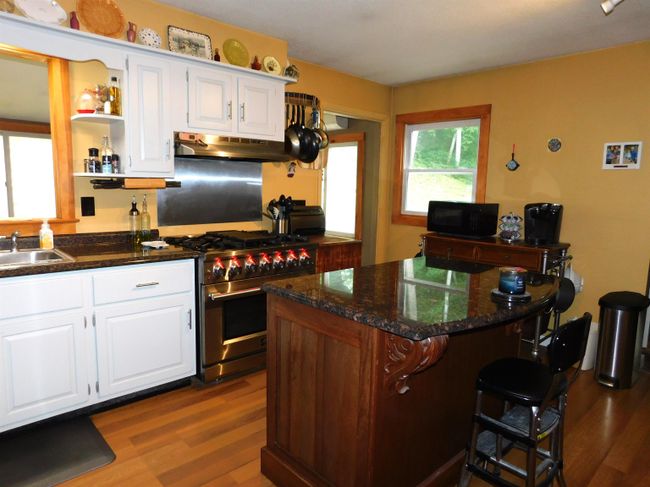 27 Van Wyck Rd, House other with 2 bedrooms, 1 bathrooms and null parking in Wallingford VT | Image 23