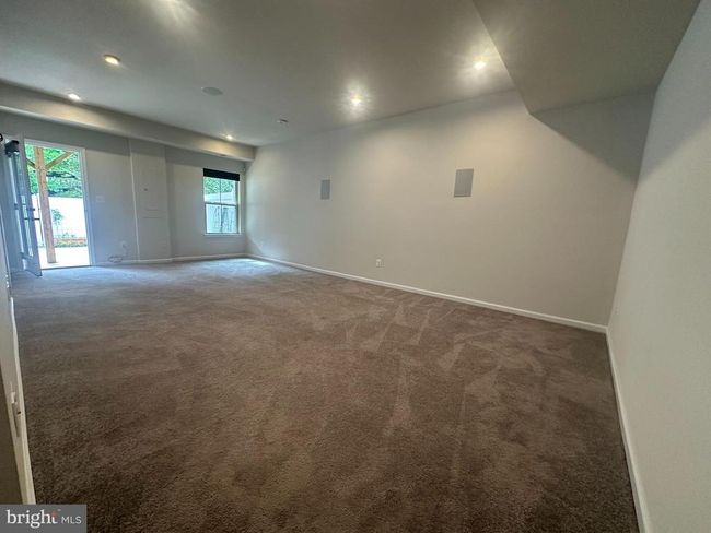 10402 Steeplechase Run Ln, Townhouse with 3 bedrooms, 4 bathrooms and null parking in MANASSAS VA | Image 31