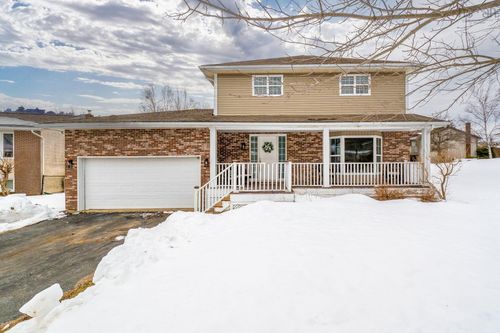 25 Ralph Edward Court, Dartmouth, NS, B2W6A1 | Card Image