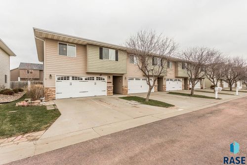 314 Spring Pl, Brandon, SD, 57005 | Card Image