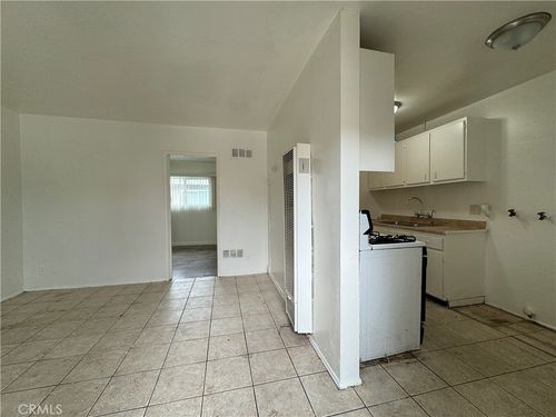 591 E 6th St, Pomona, CA, 91766-3502 | Card Image