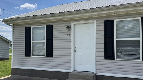 21-205 Anthony Ln, Oak Grove, KY, 42262-7238 | Card Image
