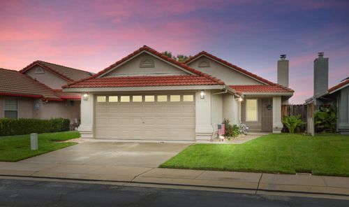 1084 La Mesa Street, Escalon, CA, 95320 | Card Image