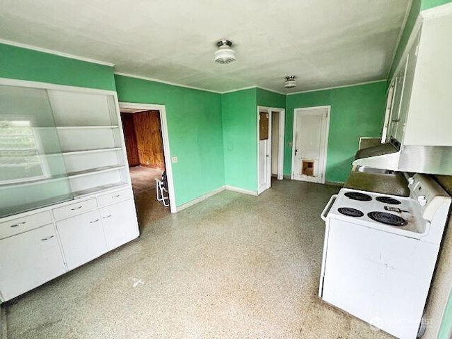 4140 Poplar Way, House other with 3 bedrooms, 2 bathrooms and null parking in Longview WA | Image 11