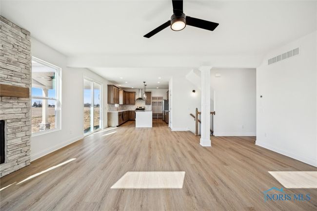 102 Kinloch Drive, House other with 4 bedrooms, 3 bathrooms and 2 parking in Perrysburg OH | Image 5