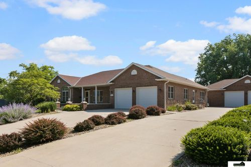 305 Blaine St, Valparaiso, NE, 68065-8707 | Card Image