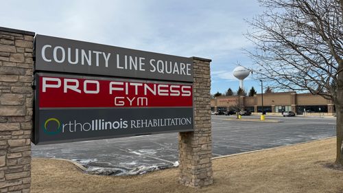 2172 Lake Cook Rd, Algonquin, IL, 60102-5447 | Card Image