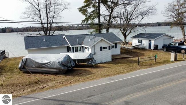 4432 E Cedar Lake Dr, House other with 3 bedrooms, 2 bathrooms and null parking in Greenbush MI | Image 35