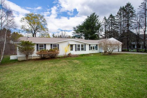 52 Sanborn Rd, East Kingston, NH, 03827-2030 | Card Image