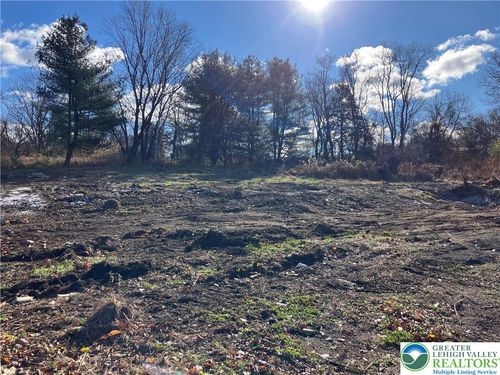 2804 Route 212, COOPERSBURG, PA, 18036-9681 | Card Image