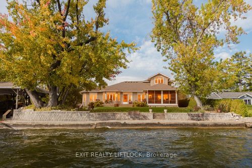 129 Stinsons Bay Rd, Fenelon Falls, ON, K0M1N0 | Card Image