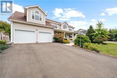 121 Country Club Rd, House other with 4 bedrooms, 4 bathrooms and null parking in Riverview NB | Image 2