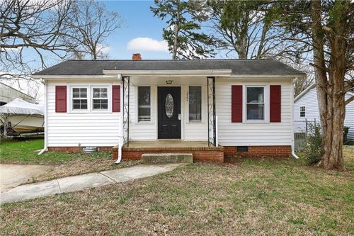 222 Charles Ave, High Point, NC, 27260-6016 | Card Image
