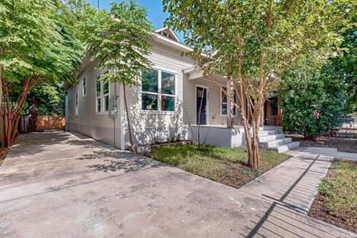 305 Spruce St, San Antonio, TX, 78203-1550 | Card Image