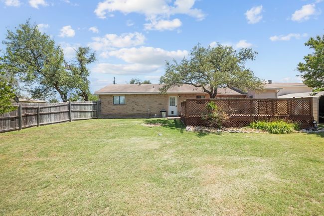 64 Quail Run, Home with 4 bedrooms, 2 bathrooms and 1 parking in Harper TX | Image 18