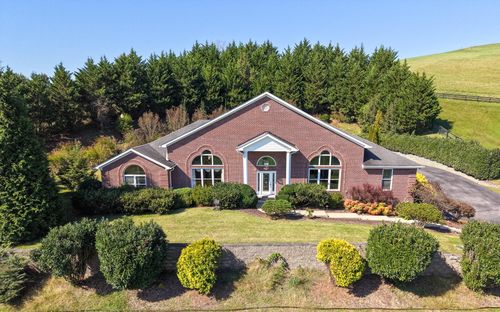 101 Bond Town Rd, Blountville, TN, 37617-5161 | Card Image