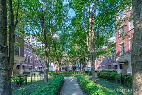 unit-3-1942 S Prairie Ave, Chicago, IL, 60616-1333 | Card Image