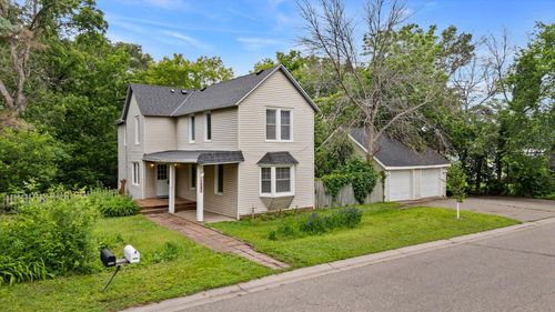 1889 Clarence St, Maplewood, MN, 55109-4410 | Card Image
