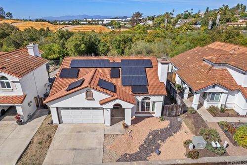 2067 Paseo De Anza, Vista, CA, 92084 | Card Image