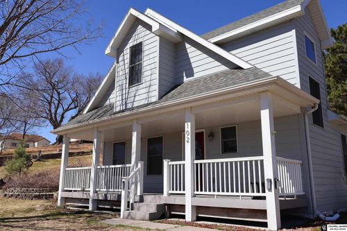 102 Nw 3rd St, Mullen, NE, 69152-5251 | Card Image
