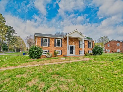 5100 Murray Rd, Winston-Salem, NC, 27106-8619 | Card Image
