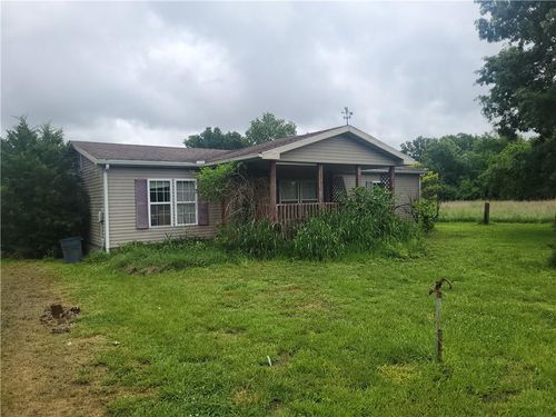 715 S 200th St, Girard, KS, 66743 | Card Image