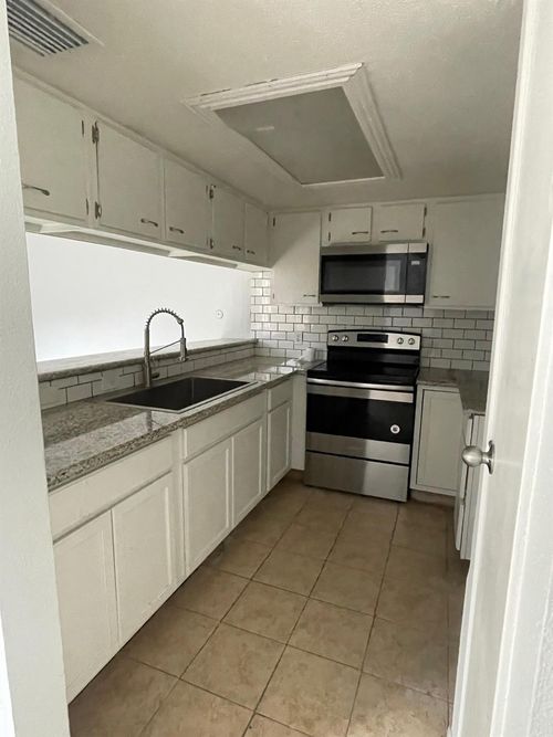 unit-c-12215 Wild Pine Dr, Houston, TX, 77039-6474 | Card Image