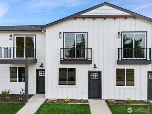 unit-4-669 W Hendrickson Rd, Sequim, WA, 98382-3193 | Card Image