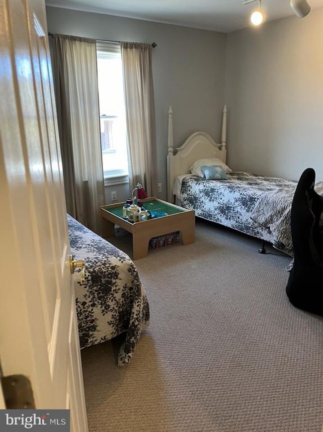 411 N 3 Rd St, House other with 6 bedrooms, 4 bathrooms and null parking in Surf City NJ | Image 14