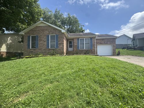 140 Whitehall Dr, Clarksville, TN, 37042-5258 | Card Image