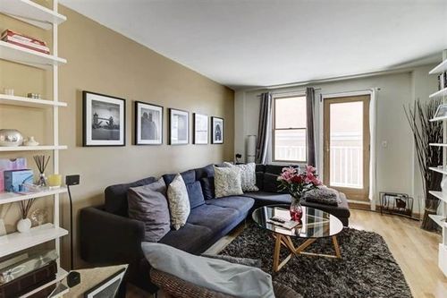 1d-242 Barrow St, Jersey City, NJ, 07302-4086 | Card Image