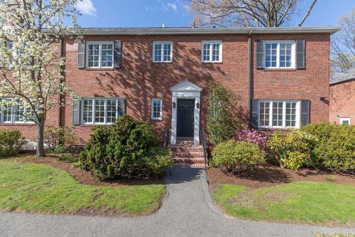 25-18 Still Street, Brookline, MA, 02446 | Card Image