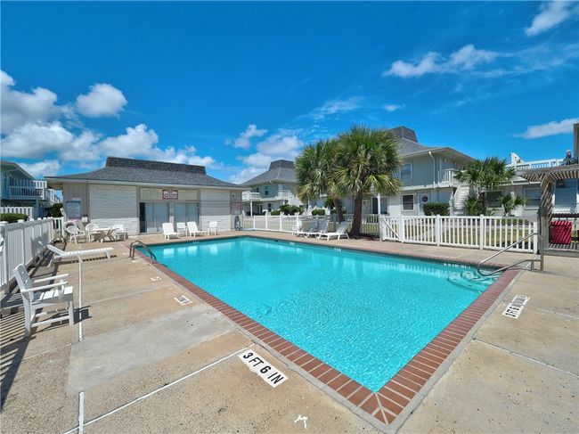 APT-133 - 4901 State Highway 361, Condo with 2 bedrooms, 2 bathrooms and null parking in Port Aransas TX | Image 27