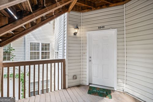 8849 Fairview Blf, Johns Creek, GA, 30022-1834 | Card Image