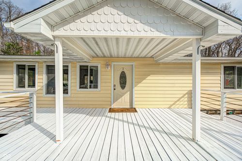 1498 Upper Schooner Rd, Nashville, IN, 47448-9674 | Card Image