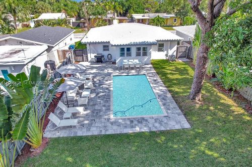 1315 Ne 16th Ave, Fort Lauderdale, FL, 33304-1815 | Card Image