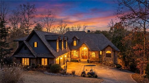 6427 Point Twenty Two, Gainesville, GA, 30506-6923 | Card Image