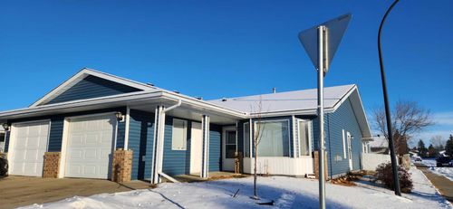 202 Ebert Close, Home with 2 bedrooms, 1 bathrooms and 2 parking in Red Deer AB | Card Image
