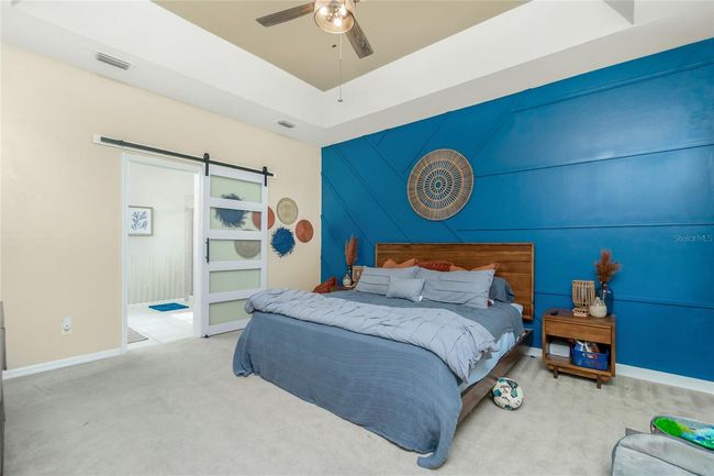 Accent Wall and Ceiling Fan | Image 32